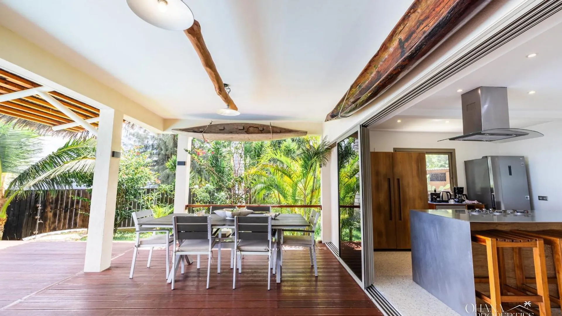 Villa Iti - 3Br Oceanfront Villa W Beautiful Pool Maharepa